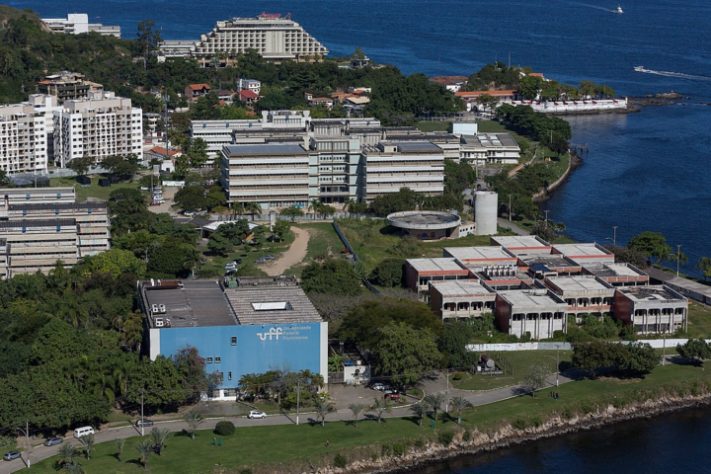 Universidade Federal Fluminense (UFF)