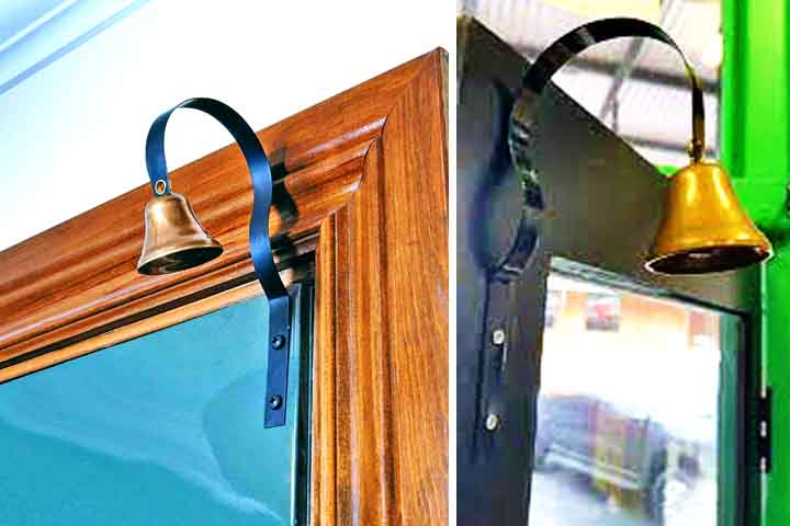 Sino de Porta – Pequeno sino pendurado na entrada de casas ou lojas para anunciar visitantes. Seu som alerta sobre a chegada de alguém de maneira sutil e agradável.
