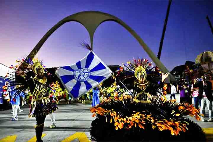 O desfile animou o público no sambódromo da Marquês de Sapucaí, dia 1º de março, sábado, segundo dia das apresentações da Série Ouro.
