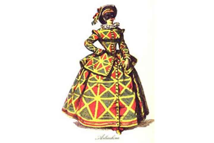 Já a Colombina, símbolo da alegria e encantamento, era funcionária de uma filha de Pantaleão. Bela, ela era o centro do famoso triângulo amoroso, gerando sofrimento em Pierrot. Para atrair o Arlequim, ela dançava e cantava nos espetáculos.

