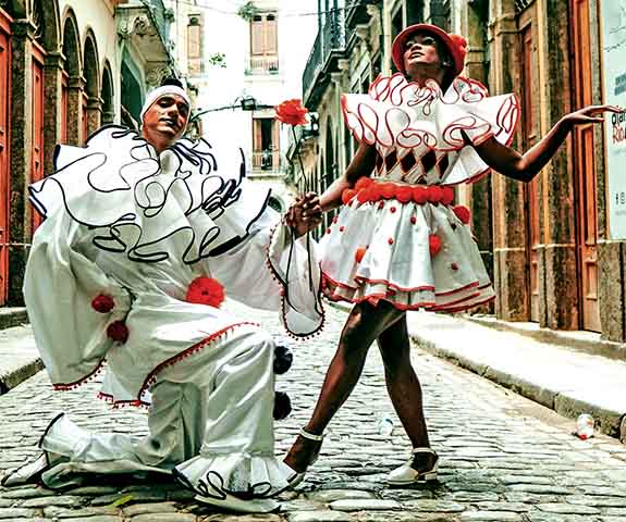 Era também uma representação satírica da vida e dos costumes da elite italiana do período. 
