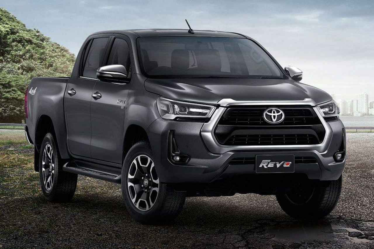 O SW4 GR-Sport também foi descontinuado, e ambos os modelos não deverão retornar ao mercado em breve. A decisão da Toyota se dá por uma estratégia mais ampla de simplificação das ofertas, com foco na popularização de suas versões mais tradicionais e eficientes, que atendem melhor às necessidades dos consumidores da região.