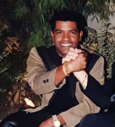 João Paulo - João Paulo nasceu em 28 de julho de 1960, em Brotas, no interior de São Paulo . Cantor sertanejo da dupla João Paulo e Daniel, fez sucesso nos anos 1990. Em 12 de setembro de 1997, sofreu um acidente de carro na Rodovia dos Bandeirantes, onde seu carro capotou e pegou fogo, causando sua morte aos 37 anos.