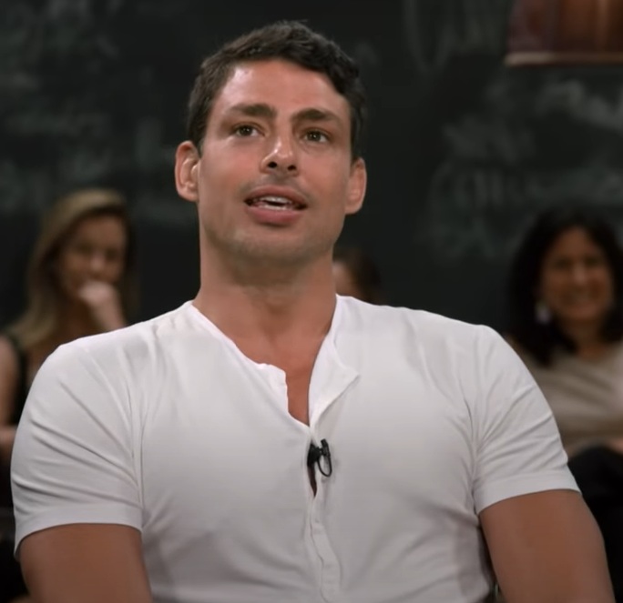 Quando o assunto é série, Cauã também fez vários trabalhos, com destaque para 