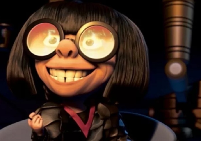Personagem: Edna Moda - Filme: Os Incríveis - Sua estatura extremamente baixa não impede que Edna seja extravagante, incisiva e explosiva! Se tornou um símbolo do filme "Os Incríveis" mesmo aparecendo menos do que outros personagens. 