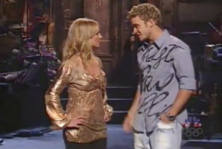 O relacionamento de Justin Timberlake com Britney Spears também foi um marco em sua vida. No final dos anos 1990, ele iniciou um romance com Britney, sua ex-colega do The Mickey Mouse Club.