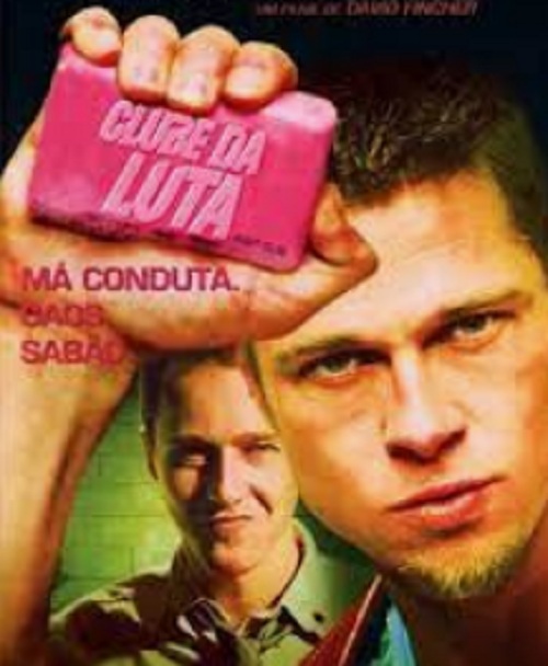 Clube da Luta (1999) — Dirigido por David Fincher e estrelado por Brad Pitt e Edward Norton. A trama acompanha um homem que cria uma identidade alternativa, levando a uma reviravolta envolvendo sua própria mente.