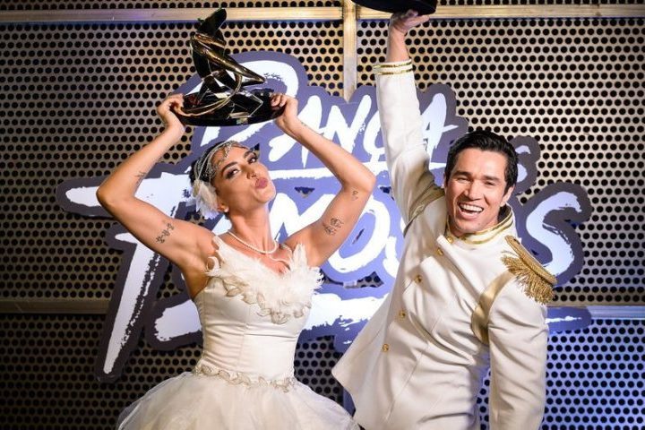 Edição 2017, Maria Joana: No ritmo de samba e valsa, a atriz venceu a competição com 198,7 pontos, ao lado do professor Reginaldo Sama. Os atores Lucas Veloso e Nicolas Pratas ficaram em 2º e 3º, respectivamente.