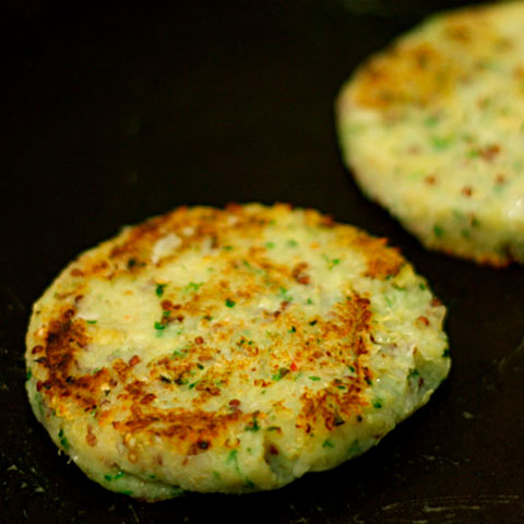 Hambúrguer de batata doce com quinoa. Desenvolvido no programa  "Prato do Dia" do Canal TLC da Discovery