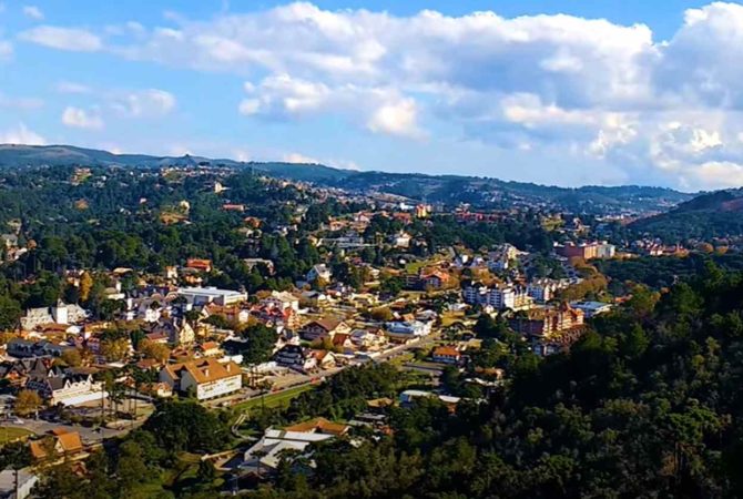 A vida ‘nas nuvens’: Conheça as cidades mais altas do Brasil