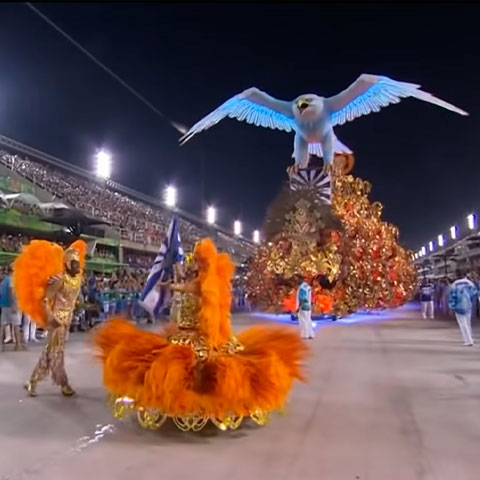 FEVEREIRO/MARÃ?O - O Carnaval Ã© uma explosÃ£o de alegria com desfiles, blocos de rua, trios elÃ©tricos e fantasias, especialmente no Rio de Janeiro, Salvador e SÃ£o Paulo. No Rio, o desfile das escolas de samba do Grupo Especial, em 2025, terÃ¡ trÃªs dias, em vez de dois. SerÃ¡ no domingo, segunda e terÃ§a. 