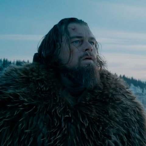 Hugh Glass: foi uma pessoa real retratada no cinema por meio do filme de 2015, “O Regresso”.  Após ser atacado por um urso, o explorador estadunidense Hugh Glass, nascido em 1780, é abandonado à morte por seus companheiros de expedição no Velho Oeste e consegue sobreviver a diversas intempéries para realizar sua vingança. -Youtube/20th Century Studios Brasil