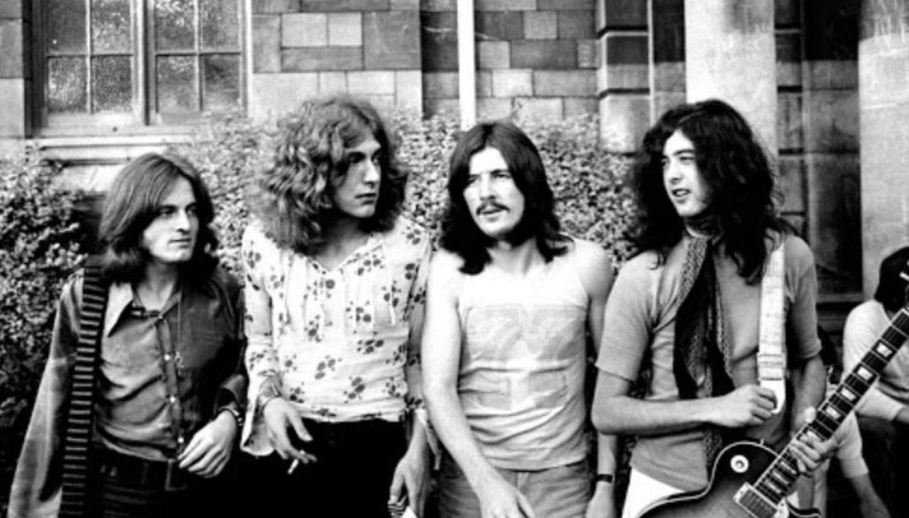 Fundada em 1968, a banda tinha os seguintes integrantes: o guitarrista Jimmy Page, o vocalista Robert Plant, o baixista e tecladista John Paul Jones e o baterista John Bonham. Este último é aclamado como um dos maiores bateristas de todos os tempos e morreu em 1980.-Divulgação
