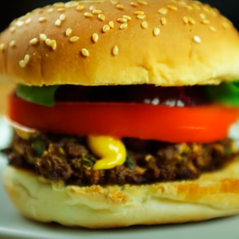 HambÃºrguer de soja. Desenvolvido pelo site Feito a Dois. 