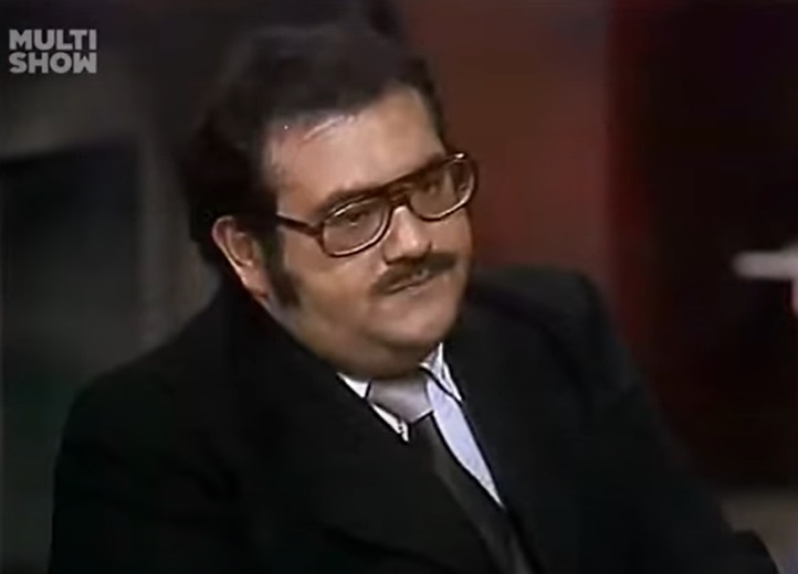Curiosidade 10: O ator que interpretava o Seu Barriga era médico - Antes de se tornar ator e interpretar um dos personagens mais marcantes do seriado, Edgar Vivar trabalhava como médico, sendo formado na Universidad Nacional Autónoma de México.-Reprodução/Chaves
