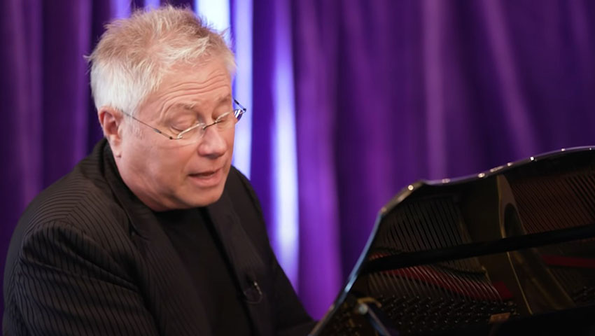 Alan Menken (1949) - Compositor, pianista e violinista. Famoso por trilhas sonoras de filmes da Disney. Seus trabalhos mais reconhecidos são A Pequena Sereia, A Bela e a Fera, Aladdin e Pocahontas. Cada um desses filmes lhe rendeu dois Oscars (Trilha Sonora e Canção Original).