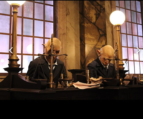 Os duendes aparecem com força na franquia Harry Potter, onde são retratados como guardiões dos cofres do banco Gringotes, inteligentes, habilidosos e, ao mesmo tempo, desconfiados dos bruxos.
