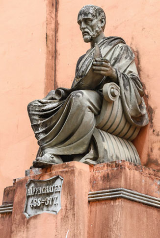 Samuel Hahnemann se baseou no princípio da cura pelo semelhante, que havia sido preconizado em 460 a.C por Hipócrates, filósofo grego considerado o "Pai da Medicina".
