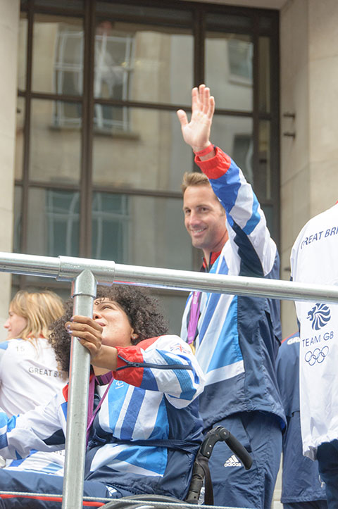 SIR BEN AINSLE - O velejador britânico, maior rival do multimedalhista brasileiro Robert Scheidt, ostenta 11 títulos mundiais e cinco medalhas olímpicas. Sir desde 2013.
