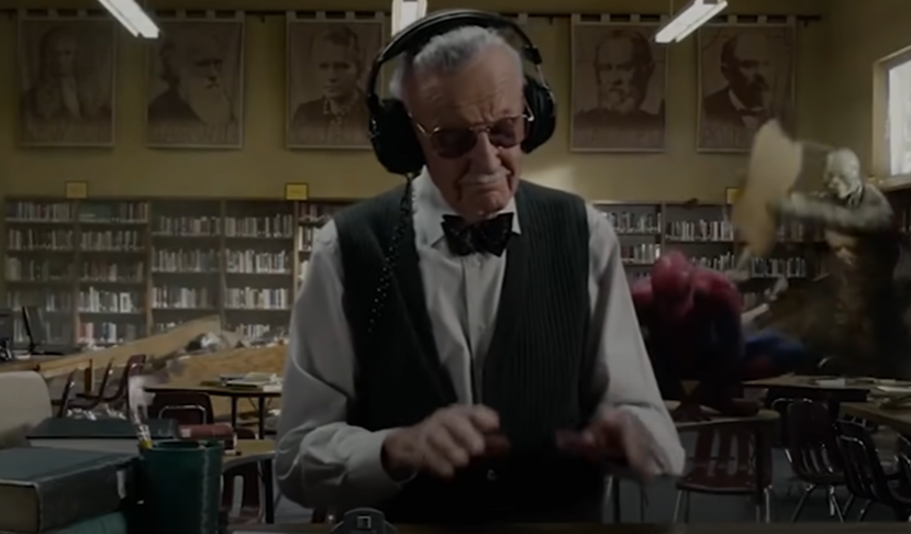 Um dos momentos mais divertidos de Lee em cena foi em "O Espetacular Homem-Aranha" (2012). Stan Lee está ouvindo música com fone de ouvido, enquanto o Homem-Aranha e o Lagarto entram em guerra e quebram tudo na sala.
