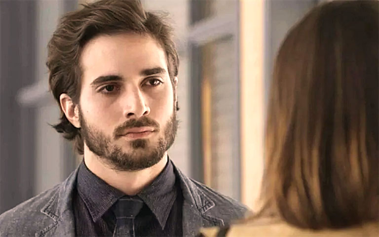 Em 2017, integrou o elenco da novela “A Força do Querer”, interpretando Ruy, um personagem marcado por impulsividade, romance e conflitos familiares que se intensificam ao longo da trama.