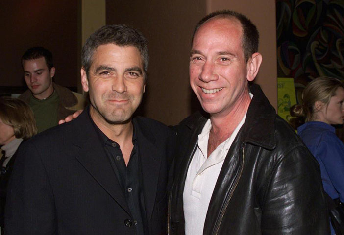 George Clooney e Miguel Ferrer - George, astro de vários filmes, Oscar de ator em 