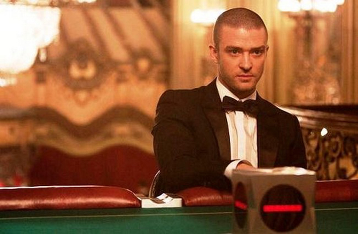 Justin Timberlake - O cantor, que começou a carreira no NSync, ganhou projeção na música, mas também conquistou respeito no cinema, em filmes bem cotados, como "A Rede Social" e "O Preço do Amanhã".  Também dubla o Tronco em "Trolls 2", e Artie em "Shrek Terceiro".