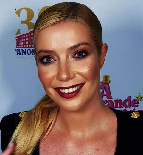 <p>Ao longo da carreira, Luiza Possi acumulou mais de 200 canções entre álbuns, EPs e singles, vendeu milhões de cópias e recebeu prêmios como o Prêmio Tim de Música, o Prêmio Multishow de Música Brasileira e diversos outros reconhecimentos.</p>
