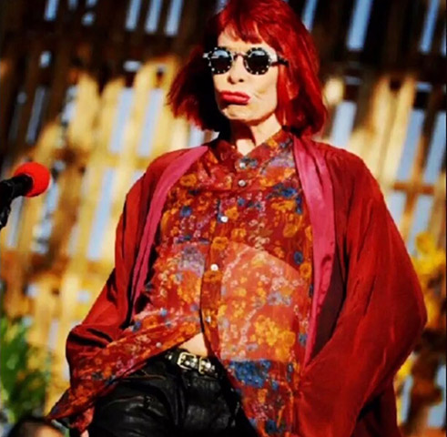 Nome da famosa: Rita Lee (1947-2023)