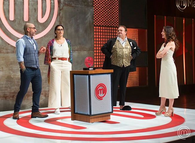 Este programa de culinária começou em 2014 e, no início, reunia aspirantes a chefs em uma competição de cozinha de alto nível. Com o sucesso, ele gerou várias temporadas e diferentes versões, como o "MasterChef Profissionais" e o "MasterChef Júnior".