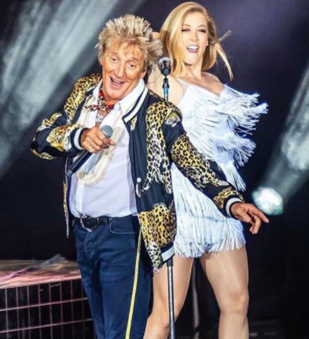 Com uma carreira de mais de seis décadas, ele celebrou em 2025 seus 60 anos na indústria musical.