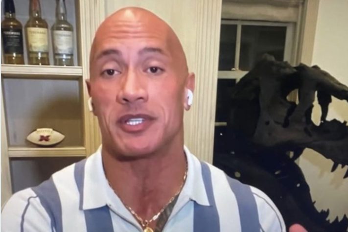 Dwayne Johnson - Reprodução/X @sportsvids1