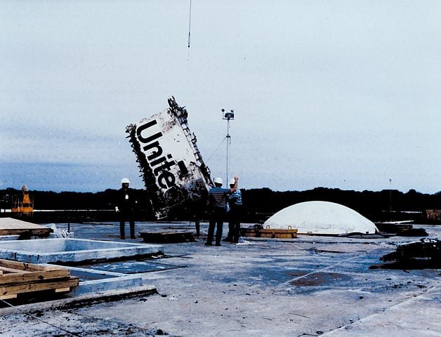 Depois que os investigadores concluíram seu relatório sobre o acidente, os destroços foram movidos do Centro Espacial Kennedy para armazenamento permanente em dois silos de mísseis abandonados e seguros na Estação da Força Aérea de Cabo Canaveral.