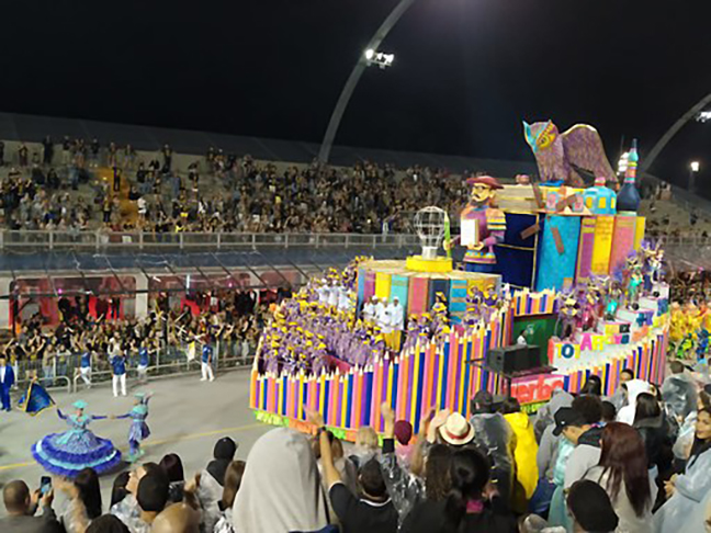 <p>A Águia de Ouro foi campeã em 2020 pela primeira vez, ao mostrar a evolução dos homens desde a Idade da Pedra até a era tecnológica. Um passeio pela história que valeu o campeonato inédito para a azul e branca do bairro da Pompeia. </p>
