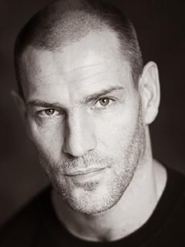 Dave Legeno tinha 50 anos quando morreu, em julho de 2014, durante uma trilha no Vale da Morte, na Califórnia. Seu corpo foi encontrado após 3 dias. O laudo indicou que ele morreu em consequência da alta temperatura, de até 50ºC, da localidade.  