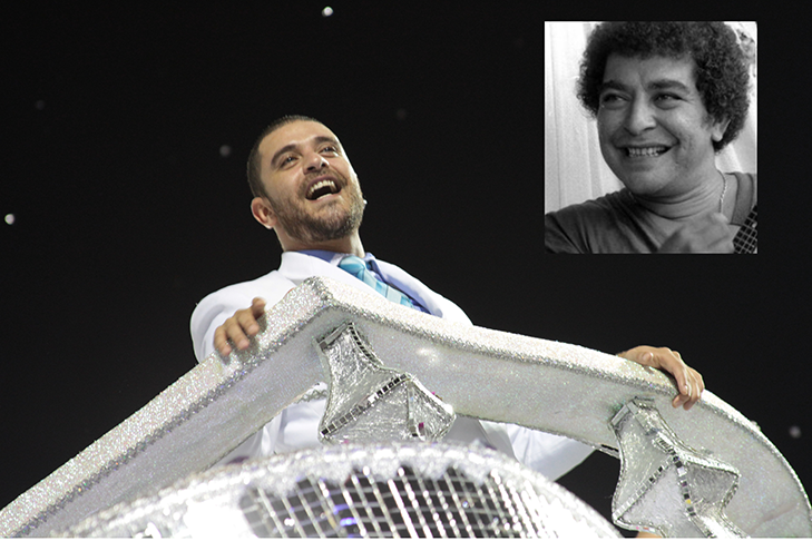 <p>A Águia de Ouro arrebatou o público ao lembrar do talento do sambista João Nogueira (1941-2000  – no detalhe) no desfile de 2013. O filho dele, o cantor Diogo Nogueira(foto), foi destaque e se emocionou com a lembrança do pai.  </p>

