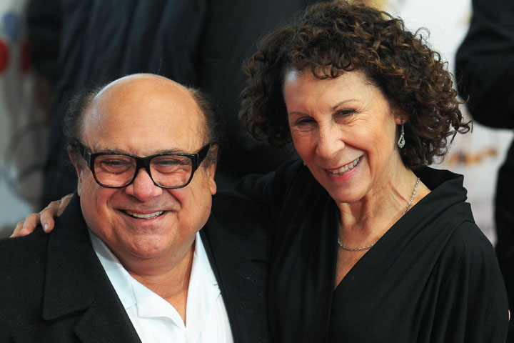Danny DeVito e a atriz Rhea Perlman se casaram em 1982 e têm três filhos: Lucy Chet DeVito, nascida em 11 de março de 1983, Grace Fan DeVito, nascida em março de 1985 e Jacob Daniel DeVito, nascido em outubro de 1987.
