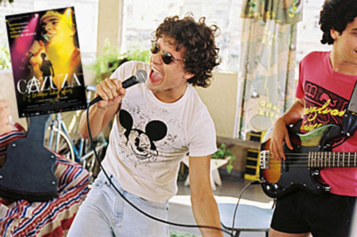 Cazuza, o Tempo Não Para (2004), de Sandra Werneck e Walter Carvalho.  A vida de Cazuza é o tema do filme, partindo de uma de suas músicas mais famosas e emblemáticas. Mostra desde seu sucesso no Barão Vermelho até a debilidade causada pela Aids.  Daniel de Oliveira vive Cazuza no filme. 