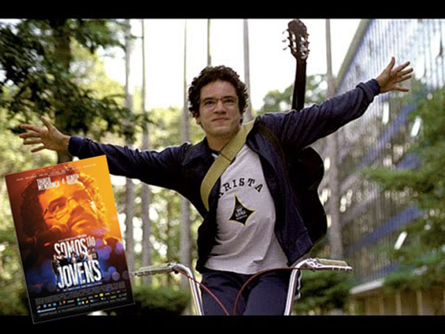 Somos Tão Jovens (2011), de Antonio Carlos da Fontoura. Mais um filme baseado na obra de Renato Russo. O longa conta sobre a vida do artista e o título se refere à música 