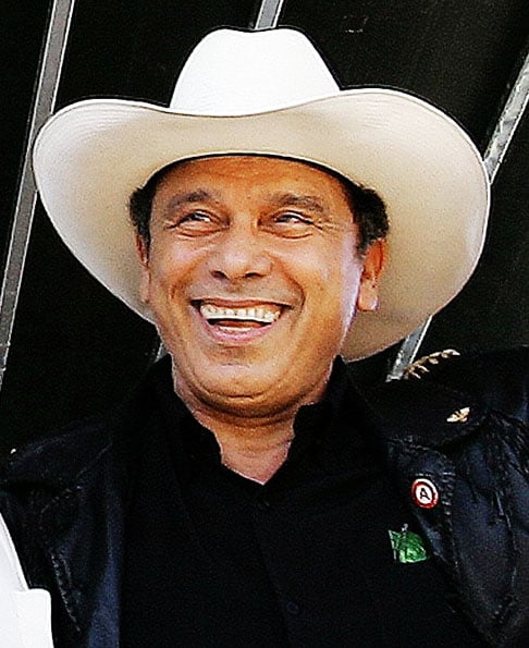 Tudo começou com o paulista João Batista Sérgio Murad, que passou 16 anos no papel do cowboy fictício Beto Carrero. Ele foi o personagem central do parque, inaugurado em 28 de dezembro de 1991, que começou com uma roda gigante e espetáculos improvisados.-Ricardo Stuckert/PR - Wikimédia Commons