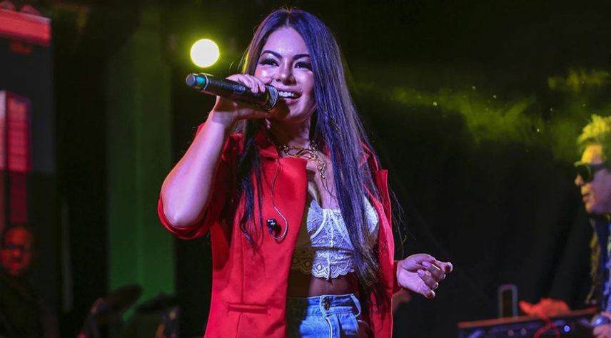 Paulinha Abelha - Calcinha Preta