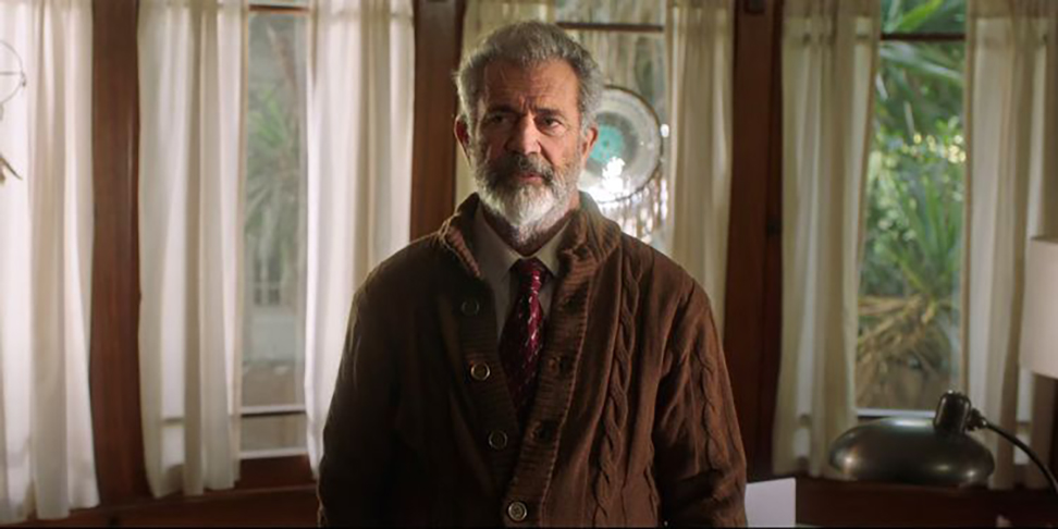 Na época, o filme dirigido por Mel Gibson (foto) chocou ao narrar de forma crua as últimas 12 horas da vida de Jesus, desde sua prisão até sua crucificação,. A obra  ficou conhecida pela intensidade de sua representação visual e emocional.
 - Divulgação Lionsgate 