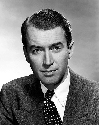 James Stewart (1908 - 1997) - EUA - Atuou em muitos filmes considerados clássicos, sendo indicado a cinco prêmios de Oscar de Melhor Ator. Ganhou em 1941 por seu papel em 