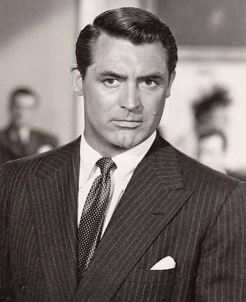 Cary Grant (1904-1986) - Chamava-se Archibald e começou a atuar ainda criança. A estreia profissional foi em 1932. Mas a projeção internacional chegou com 