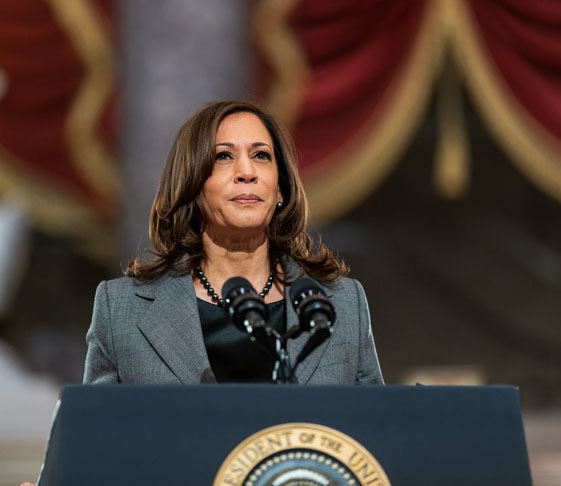 Nove meses após derrota para Trump, Kamala Harris anuncia afastamento da política