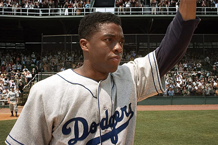 Boseman ganhou destaque por sua capacidade de interpretar figuras históricas importantes. Em 2013, ele interpretou Jackie Robinson, o primeiro jogador negro da Major League Baseball, no filme 