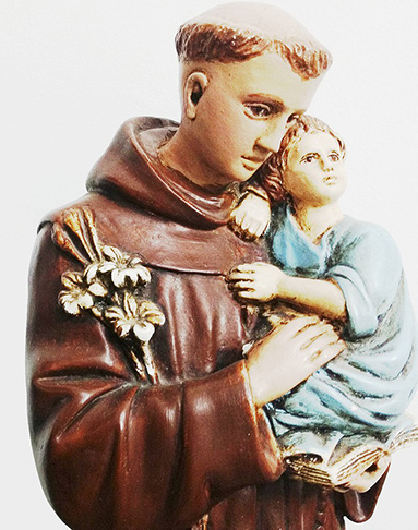 <p>12 de junho foi a data escolhida por ser véspera do Dia de Santo Antônio, que tem fama popular de ser “casamenteiro”. </p>
