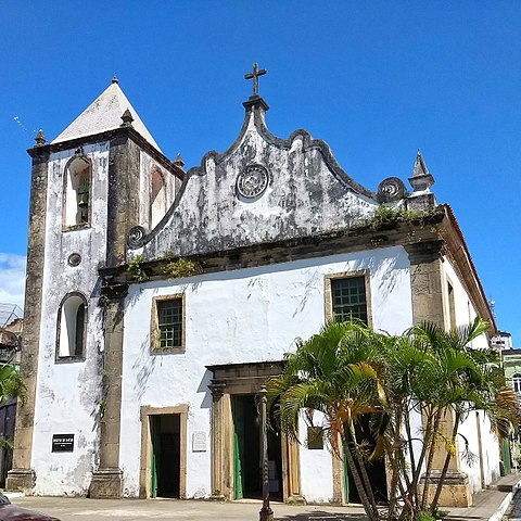 No Brasil, a igreja mais antiga de São Jorge fica na Bahia. A Igreja Matriz de São Jorge, em Ilhéus, foi construída em 1556, e é um dos mais importantes monumentos arquitetônicos e históricos do país.