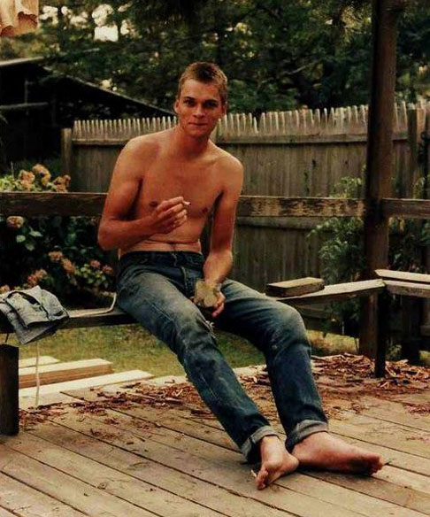AndrÃ© Pretorius - Guitarrista sul-africano da banda Aborto ElÃ©trico, que deu origem Ã  banda LegiÃ£o Urbana - Morreu em 13/10/1988 - Overdose de heroÃ­na.