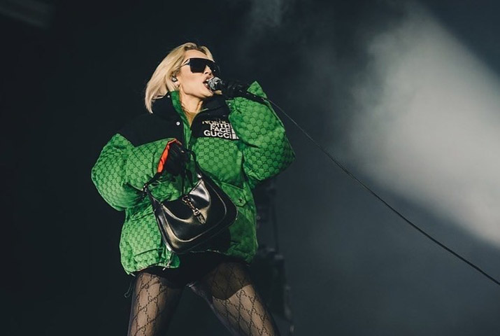 A edição de 2022 teve atrações destacadas como Miley Cyrus e The Strokes. A apresentação do Foo Fighters foi cancelada pela morte do baterista Taylor Hawkins. 
-Reprodução Instagram @mileycyrus